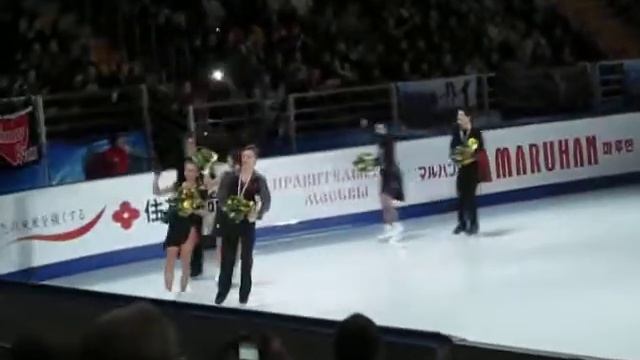 Круг почета после награждения Cup of Russia 2012 Танцоры смотреть онлайн