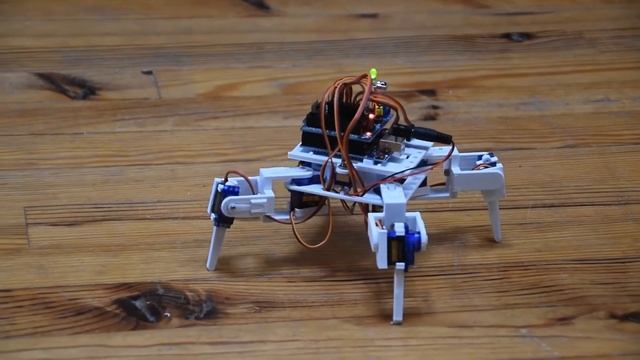 SP8 Spider Bot -- servo driven quadruped смотреть онлайн