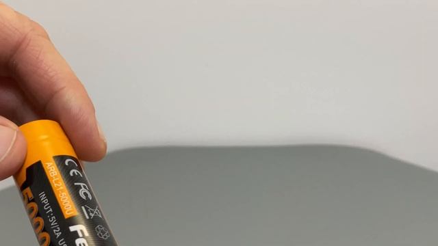 Fenix E35 V3 3000 Lumen 21700 Taschenlampe смотреть онлайн