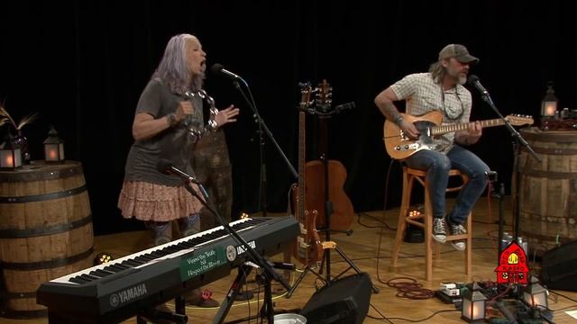 Rockwood Taylor @ Red Barn Radio! смотреть онлайн