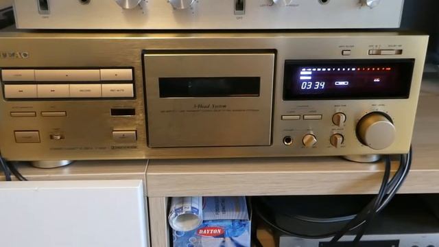 Teac V-1030