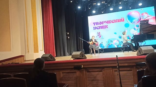 Кристина 12 лет.mp4 смотреть онлайн