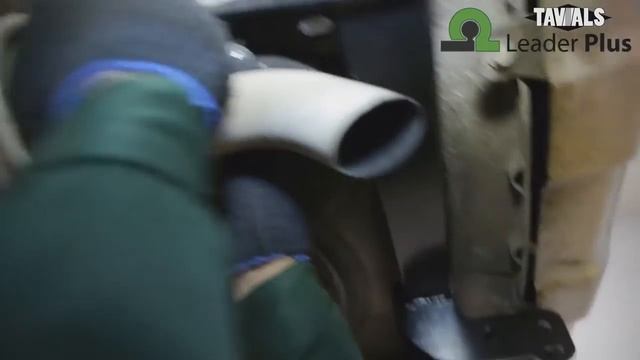 Установка фаркопа Leader ТСУ VAZ 22А ВАЗ 1117, 1118, 2190,2191, 2194, 2194, DAT смотреть онлайн