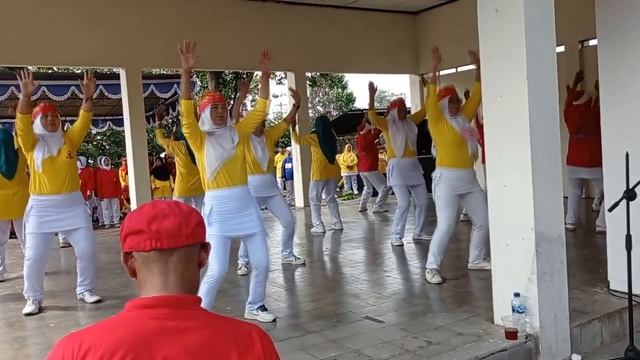 Juara 3 Lomba Senam Tera Indonesia "Persendian" / Grup Senam Ambyar Agro Krisan Samigaluh KP смотреть онлайн