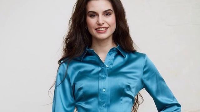 Business Women. Fashion, Outfit, Collar, Blouse, Skirt, Heels смотреть онлайн