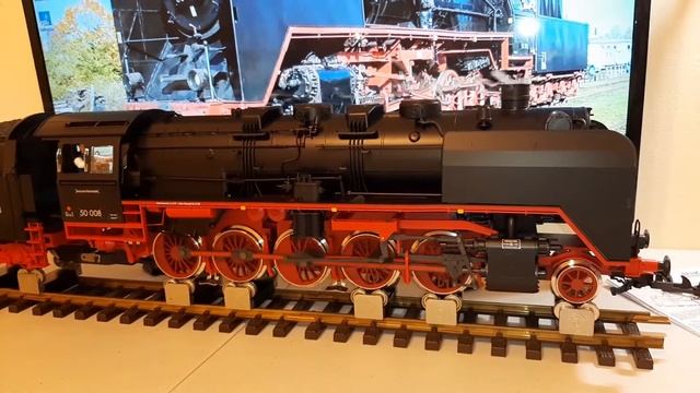 PIKO G scale BR- 50 DRG Ep ll, DSD w/ Smoke. смотреть онлайн