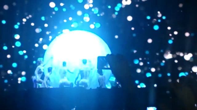 Armin ONLY Intense Saint-Petersburg. Выход Армина смотреть онлайн
