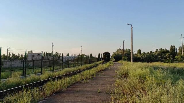 2ТЭ10У-0485 резервом следует по перегону Прибугская-Жовтневая смотреть онлайн