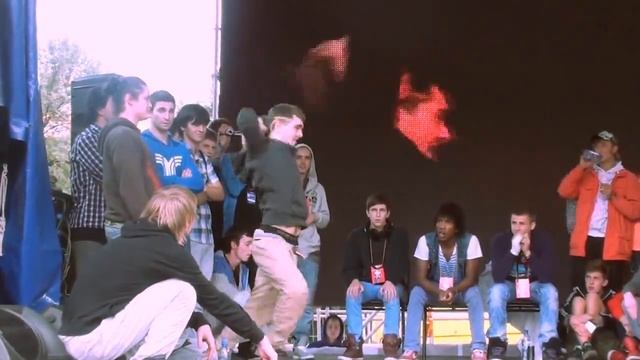 III Russian Electro Dance Festival: Eddy Electro -vs- Alen Manukyan (by Meshkov) смотреть онлайн