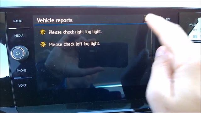 VW Polo, MY2018 - fog LED bulb error removal - uporaba LED luči za meglo смотреть онлайн
