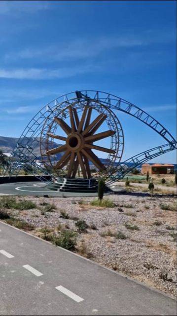 Око Меганом. Крым смотреть онлайн