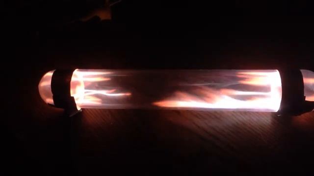 Neon Plasma Tube on Fiddy's Flyback and our Driver смотреть онлайн
