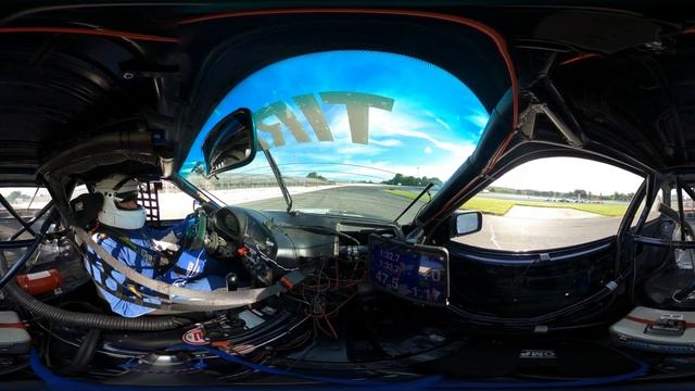 (360°) (Saturday; Driver: MF) BMW 761 - [08:07 - 08:15 ] 2022 Thompson Speedway Champcar 12h Race смотреть онлайн