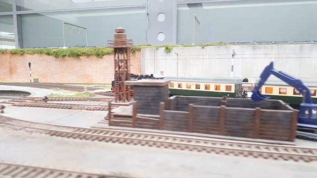 BR64 VSM rijdt over ons "Spoormuseum". смотреть онлайн
