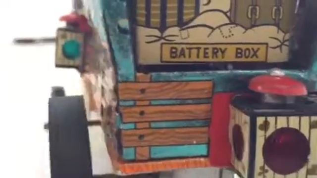 Battery op covered wagon toy - Pioneer Spirit смотреть онлайн