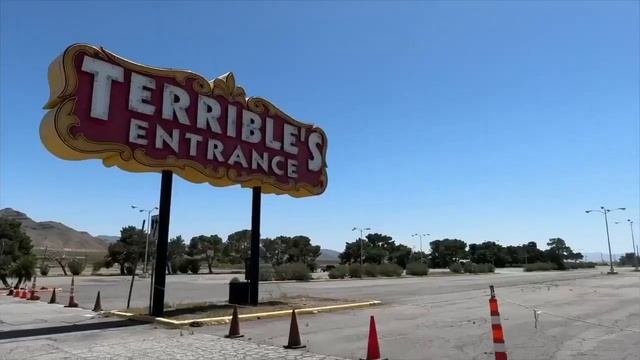 Warehouse boom continues in and around Las Vegas смотреть онлайн
