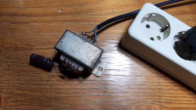 CARA MEMBUAT POWER SUPPLY TRAFO NON CT ‼CUKUP 1 DIODA DAN 1 ELCO смотреть онлайн