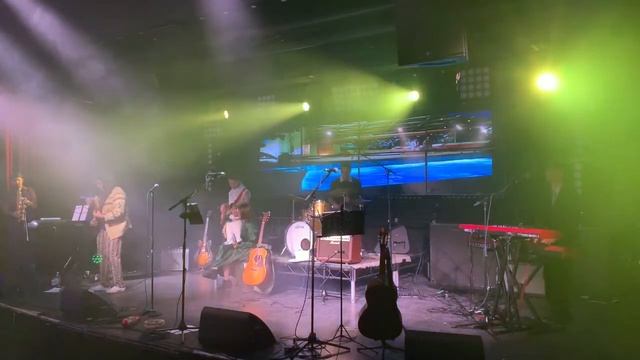 Lujon (Henry Mancini) - TFW performs The Big Lebowski Soundtrack Live смотреть онлайн