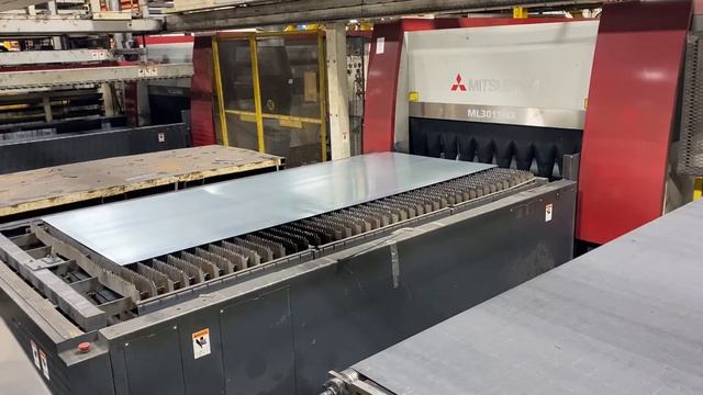 Mitsubishi ML3015NX 4.5kW CO2 CNC Laser (2008) смотреть онлайн