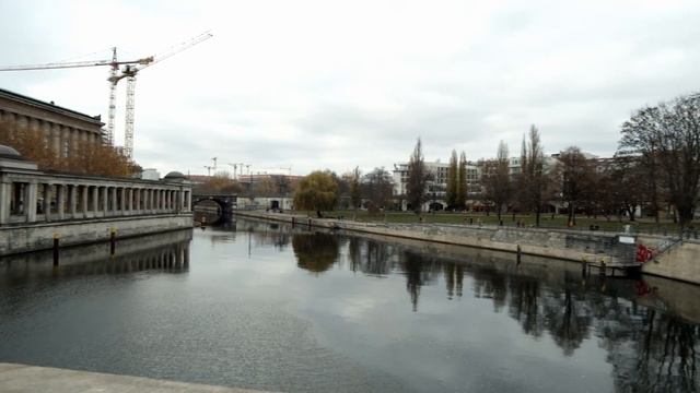 Test footage -- BMPCC 4K + Meike 12mm 2.2/T + Weebill S (on a tripod) смотреть онлайн