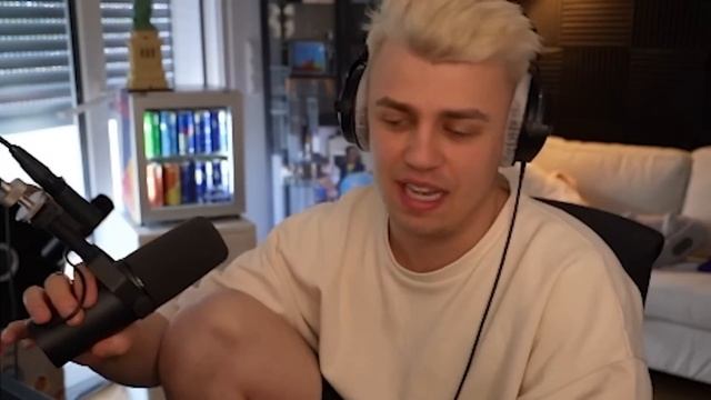 TOMATOLIX VOLLSTRECKT HAFTBEFEHLE als GERICHTSVOLLZIEHER! (Tomatolix) I Papaplatte Reaction смотреть онлайн