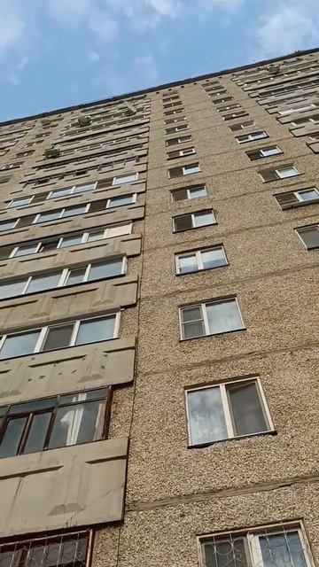 Зарядка электромобиля с 16 этаж. трудно жить в каменных джунглях смотреть онлайн