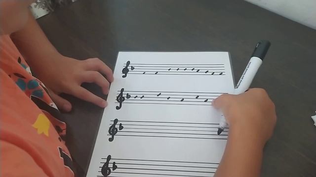 Учимся читать ноты с программой софт Моцарт, Таня, 10 лет смотреть онлайн