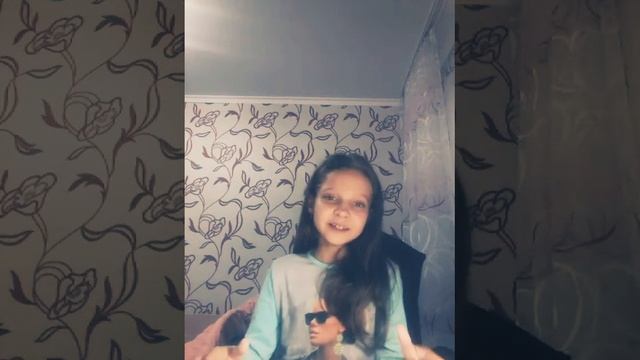 Я буду петь песенку 4 классника.
