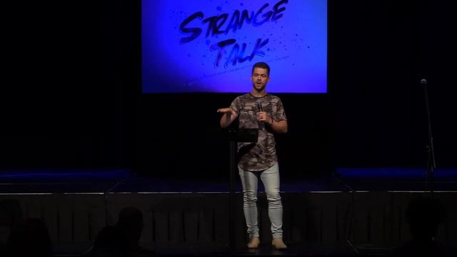 The Cure For A Confidence Complex (I Know I AM) | Strange Talk смотреть онлайн