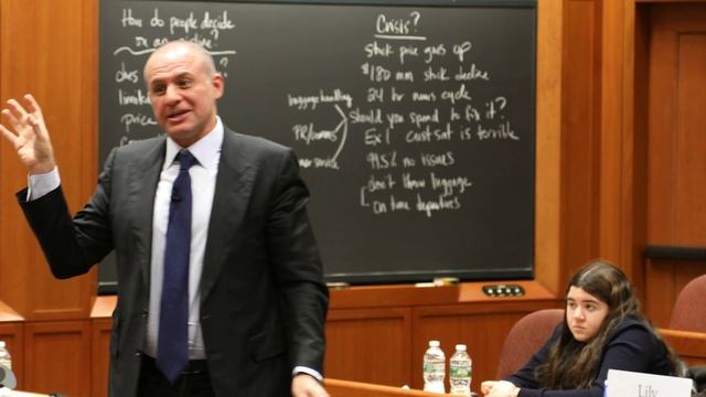 5WPR CEO Ronn Torossian @ Harvard Business School | United Airlines Crisis PR Case Study Review смотреть онлайн
