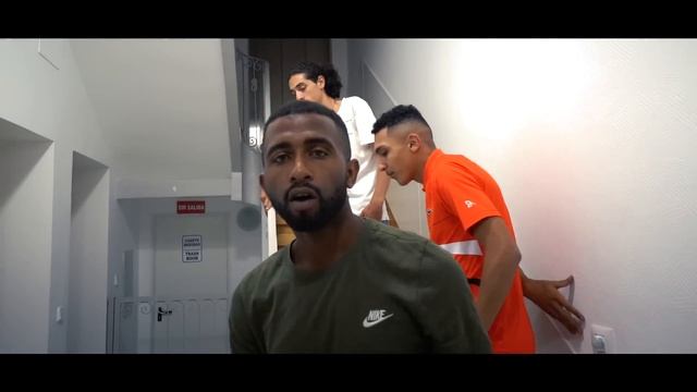 DELARUE - NUESTROS MODOS ft. EL MORAD (Video Oficial) смотреть онлайн