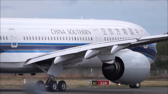 China Southern AIrlines Brand new Airbus A350-900 B-30EA Taking off from Toulouse Airport's RWY32R смотреть онлайн