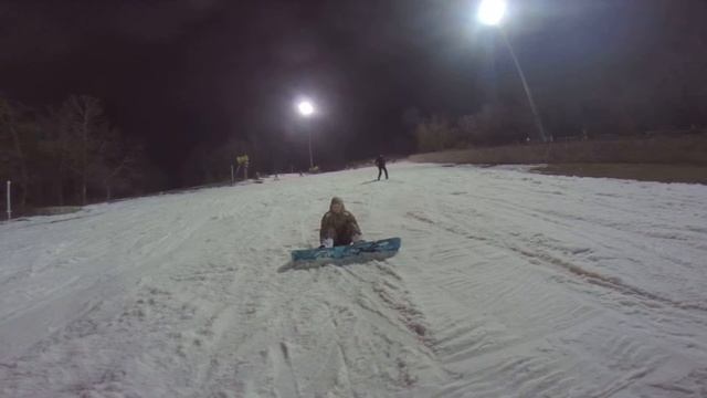 Лавина 4.01.2014_Ульяна( первый час стояния на сноуборде) смотреть онлайн