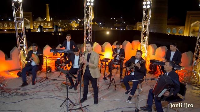 Dilmurod Sultonov - Pulsiz yigitni | Дилмурод Султонов - Пулсиз йигитни (Live) (Official video) смотреть онлайн