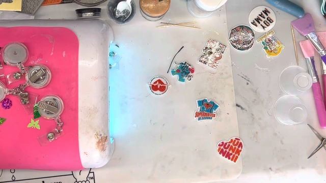 How to make badge reels for resale with a very high profit margin and minimal time смотреть онлайн