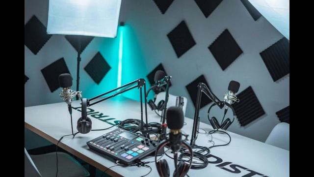 How to Start a Podcast Business | Free Podcast Business Plan Template Included смотреть онлайн