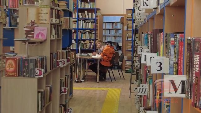 Мир на кончиках пальцев  Братчанка уже 10 лет учит незрячих людей читать и писать