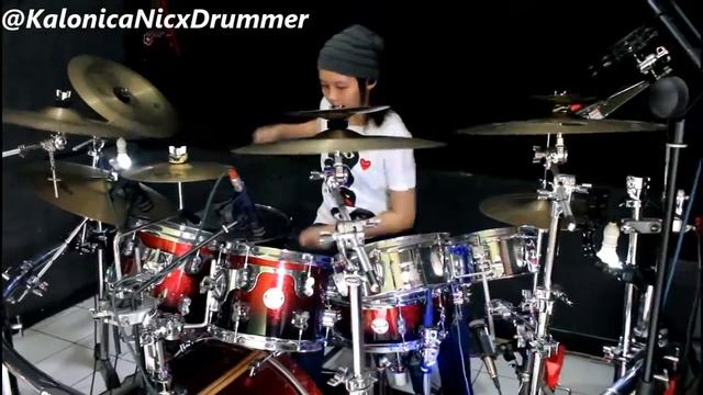 Kalonica Nicx 13 yo Drum Solo смотреть онлайн