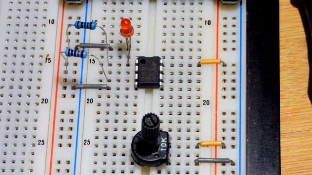 LM393 how to step by step wired as inverting comparator circuit beginning learning electronics смотреть онлайн