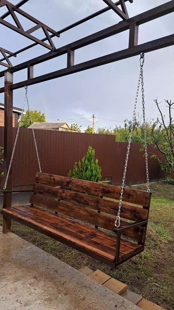 Садовая качеля.mp4