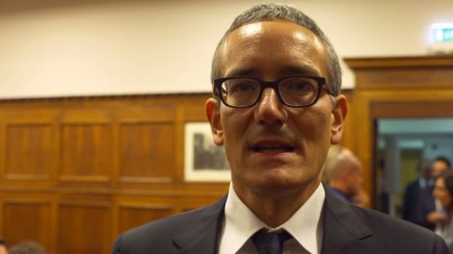 Comunicazione d’Impresa e crisi, dall’ultimo libro di Gianluca Comin смотреть онлайн