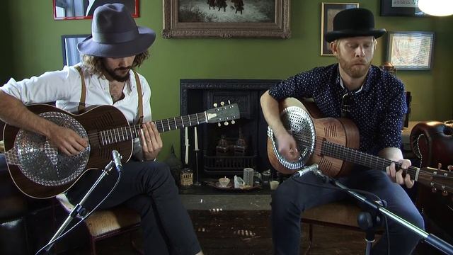 Turner Resonator Session - Chinese Lanterns - The Temperance Movement смотреть онлайн