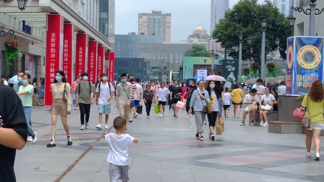 [4KHDR]China 4K Walk 2022 | Travel At Home  Walk In ChunXi Road Chengdu | Real China City