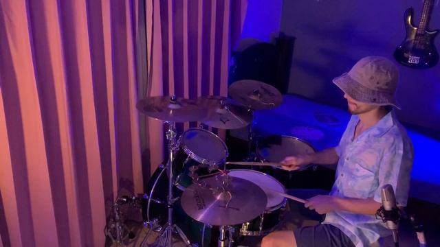 Kali Uchis - quiero sentirme bien (drum cover) TheGoodCrime смотреть онлайн