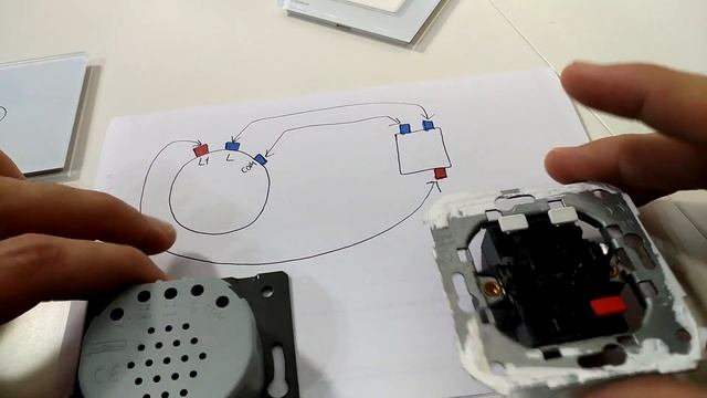 interruptores, conmutadores y enchufes LIVOLO. Análisis e instalación en español смотреть онлайн