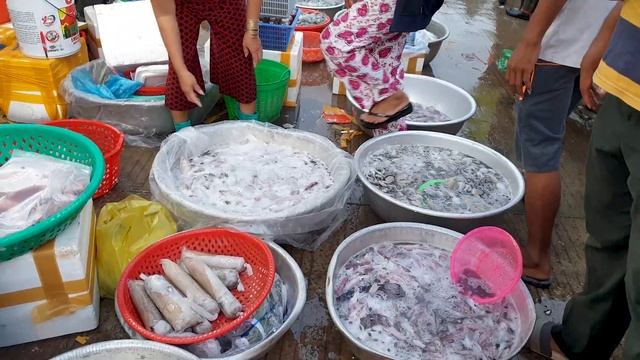 Street Business At Chhbar Ampov Market - Fresh Food Compilation Available Here смотреть онлайн