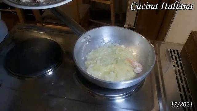 Pollo alla Paprika .... Piatto ricco mi ci fico .... Pronto in 15 Minuti смотреть онлайн