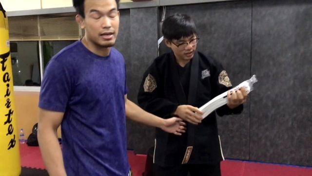 Fairtex BJJ Gi: Treeburam review โดย ครูบุก Buke MMA смотреть онлайн