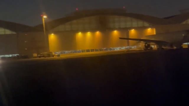 Emirates Takeoff 😲 смотреть онлайн