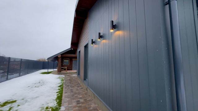 Завершение монтажа фиброцементного сайдинга FCSPRO Wood Click F19 и F21 в Ленинградской области смотреть онлайн